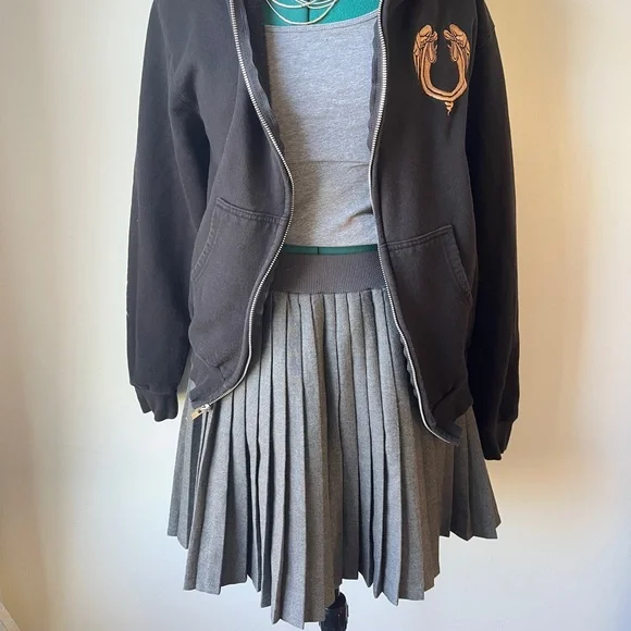 Xhilaration Gray high waisted fully pleated skater skirt - Picture 1 of 6